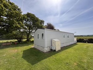 Rear- click for photo gallery